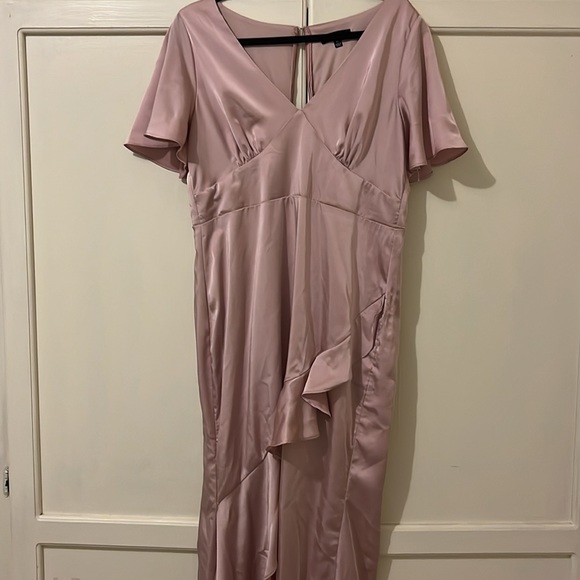 Beautiful LULUS Satin High Low dress - Picture 5 of 7